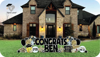 yard love grad sign congrats ben in black letters with gold and black balloon signs